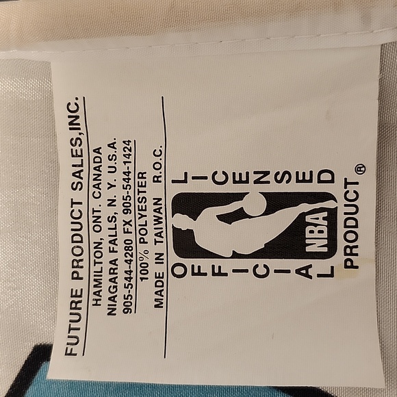 Vintage 1994 Vancouver Grizzlies NBA Flag - Picture 5 of 5